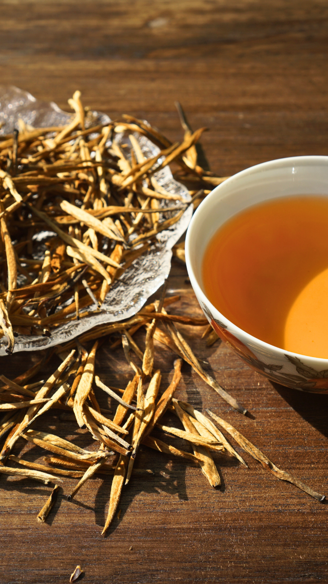 Dianhong Golden Needle-Large Buds
