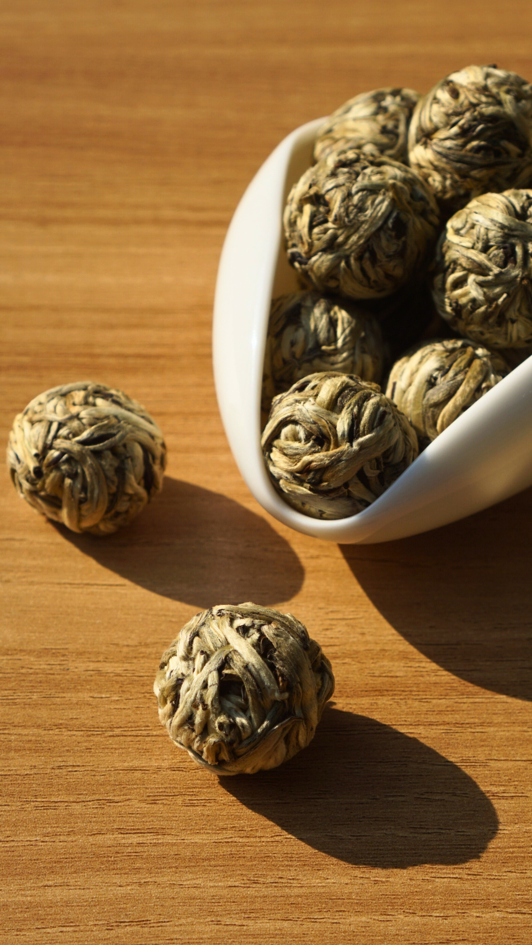 Jinggu Bai Hao Yin Zhen-Tea Balls