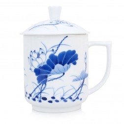 Blue and White Porcelain Mug with Cover-Lotus in Full Bloom