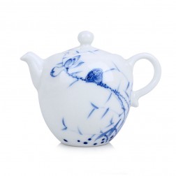 Blue and White Porcelain Tea Pot-Likes Lotus Saying
