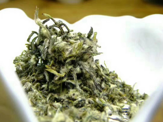 The Grade of Bi Luo Chun Tea