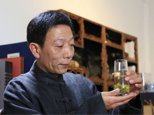 To Discriminate Long Jing Tea and Recognize the Grade